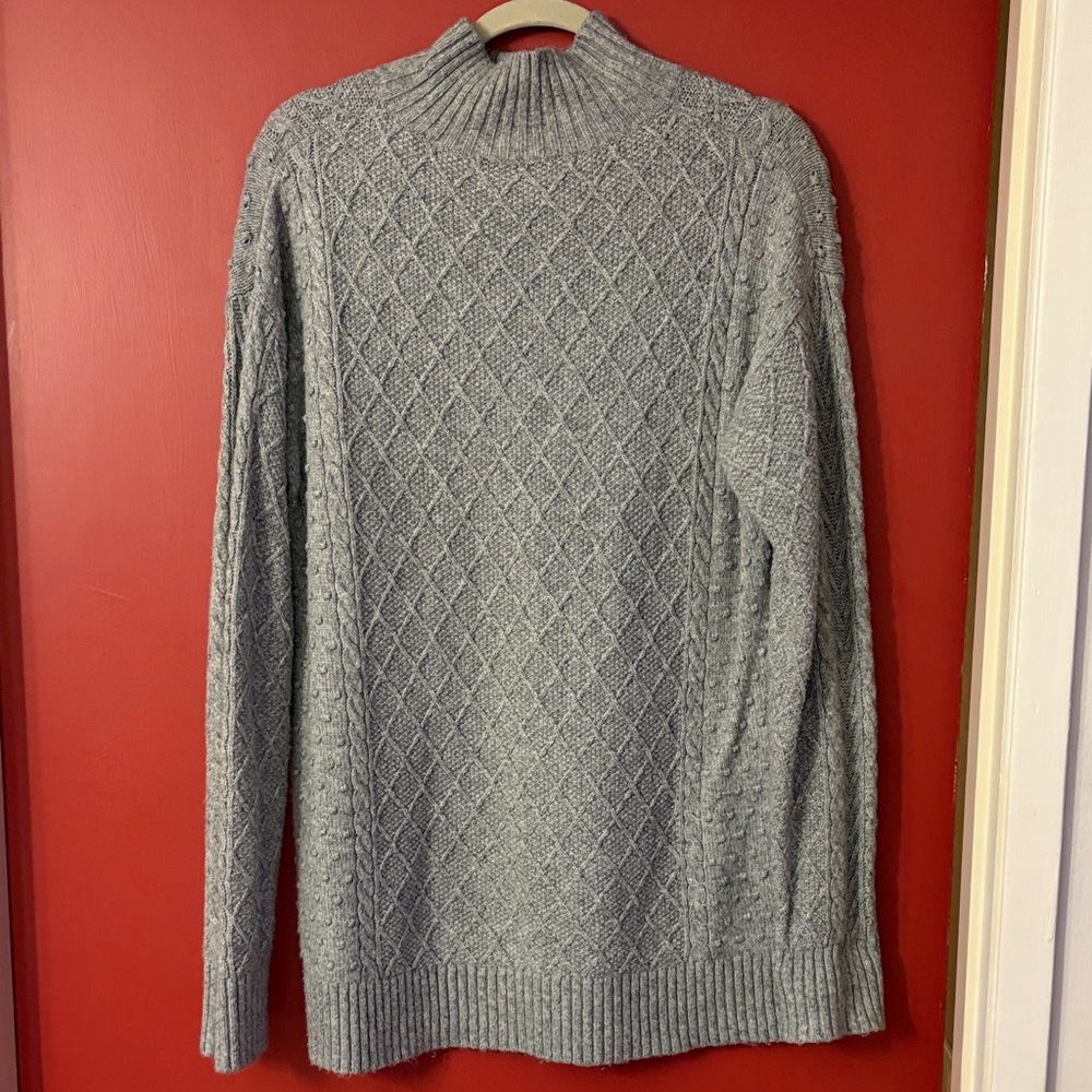 Ann Taylor Women's Gray Cable Knit Sweater